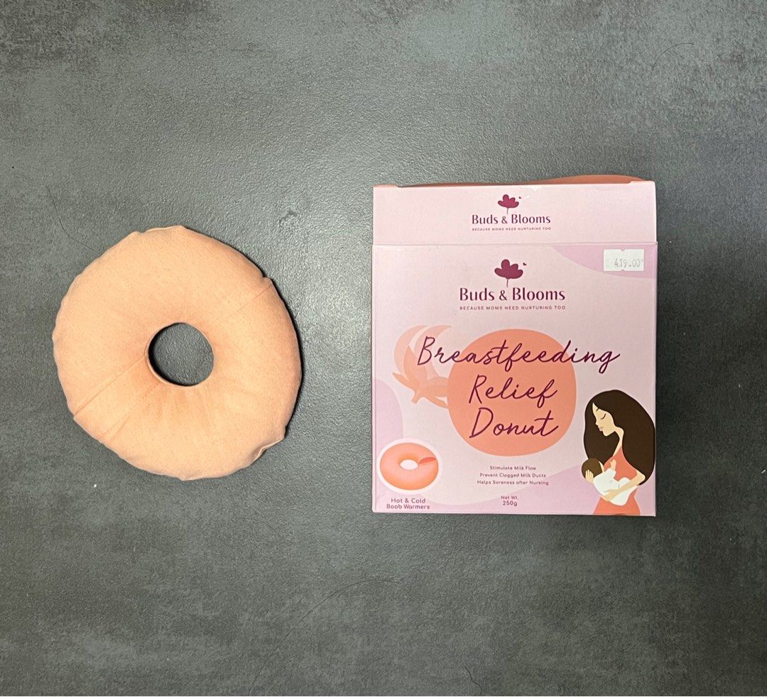 Buds & Blooms Relief Donut (Category: Breastfeeding & Bottle Feeding) located in Davao. Submitted by firsttimemother (Listing ID 1212721741, Image 2). Description: Buds & Blooms Relief Donut Hot Compress Shopee checkout.