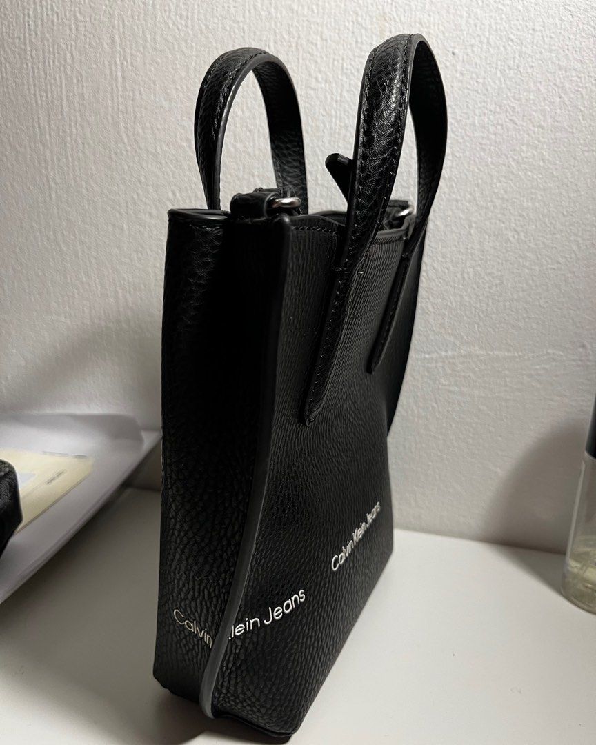 Calvin Klein - Sculpted Pebble Mini Tote Bag, Women's Fashion