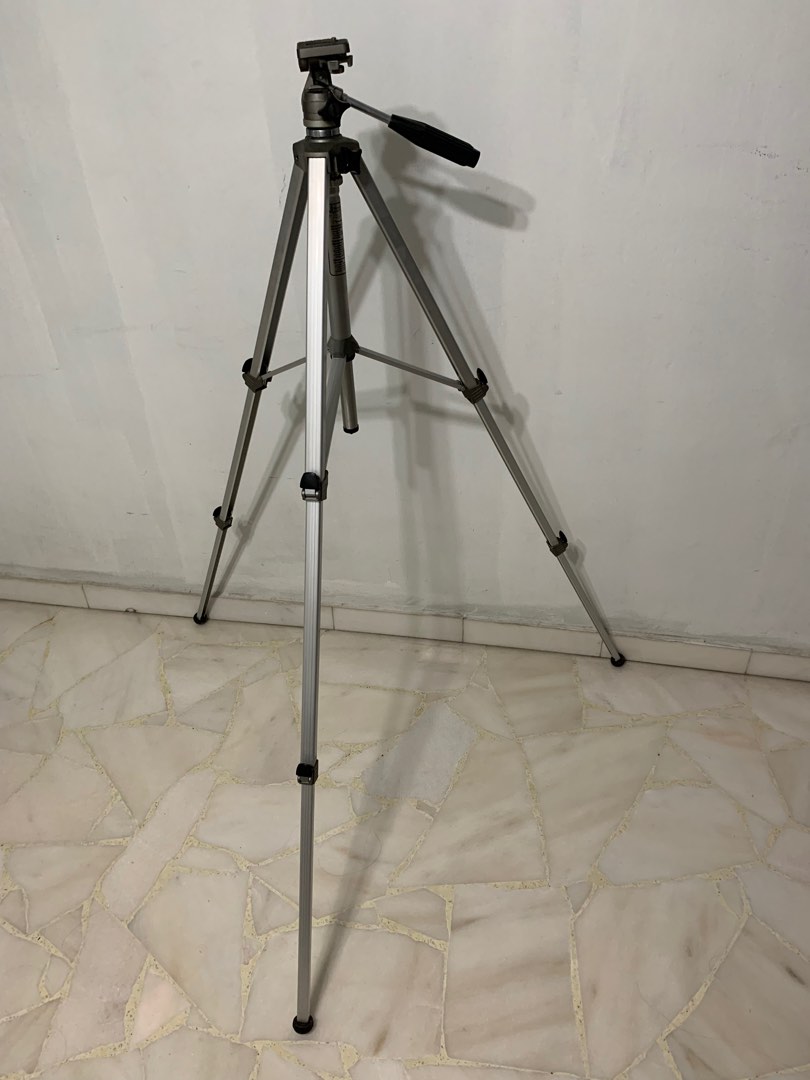 Camera Tripod (made in Japan), Photography, Photography Accessories