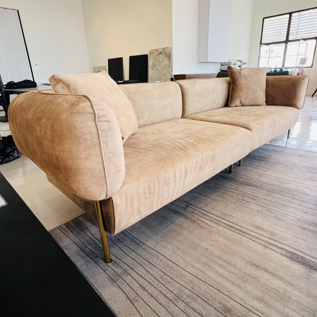 Cameryn 4 Seater Sofa (Split Frame), Furniture & Home Living, Furniture ...
