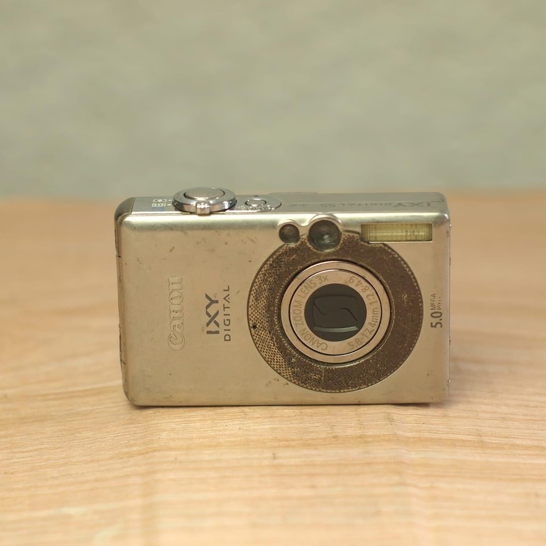 Canon IXY 55 Digital Camera, Photography, Cameras on Carousell