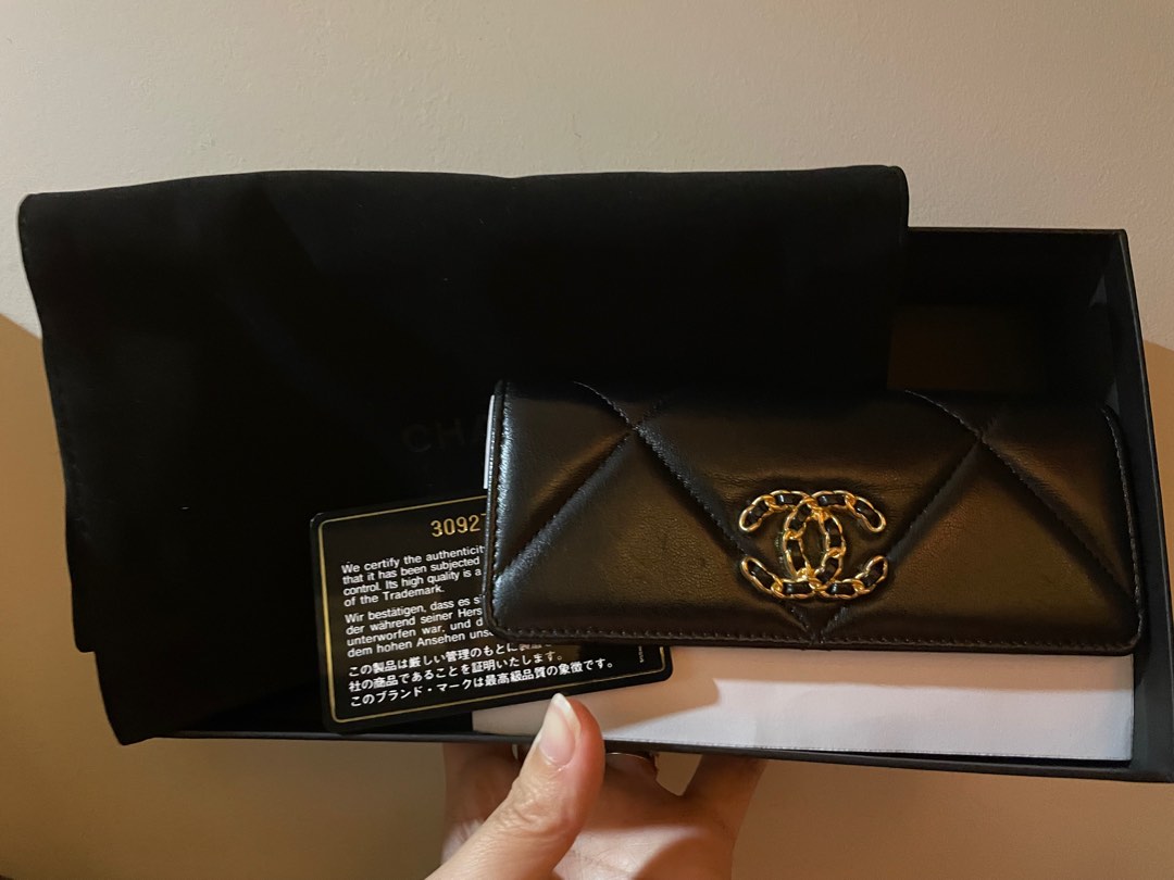 Chanel 19 Flap Wallet, Luxury, Bags & Wallets on Carousell