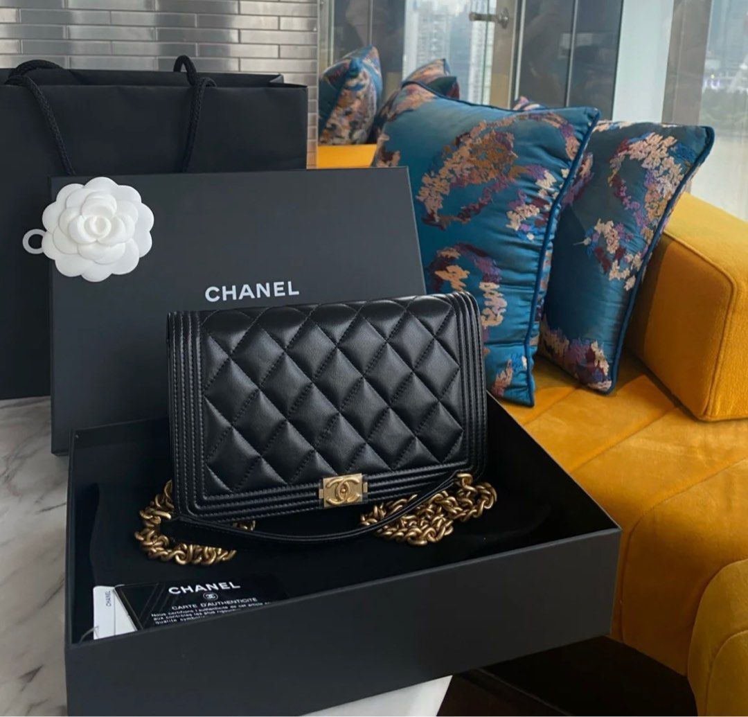 Chanel Le Boy WOC (Matte GHW), Women's Fashion, Bags & Wallets, Purses &  Pouches on Carousell
