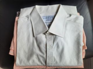 Charles Tyrwhitt Dress Shirt (Cufflink), Cream, Size 15"/33cm collar, 38"/84cm chest. Extra Slim Fit Very good condition