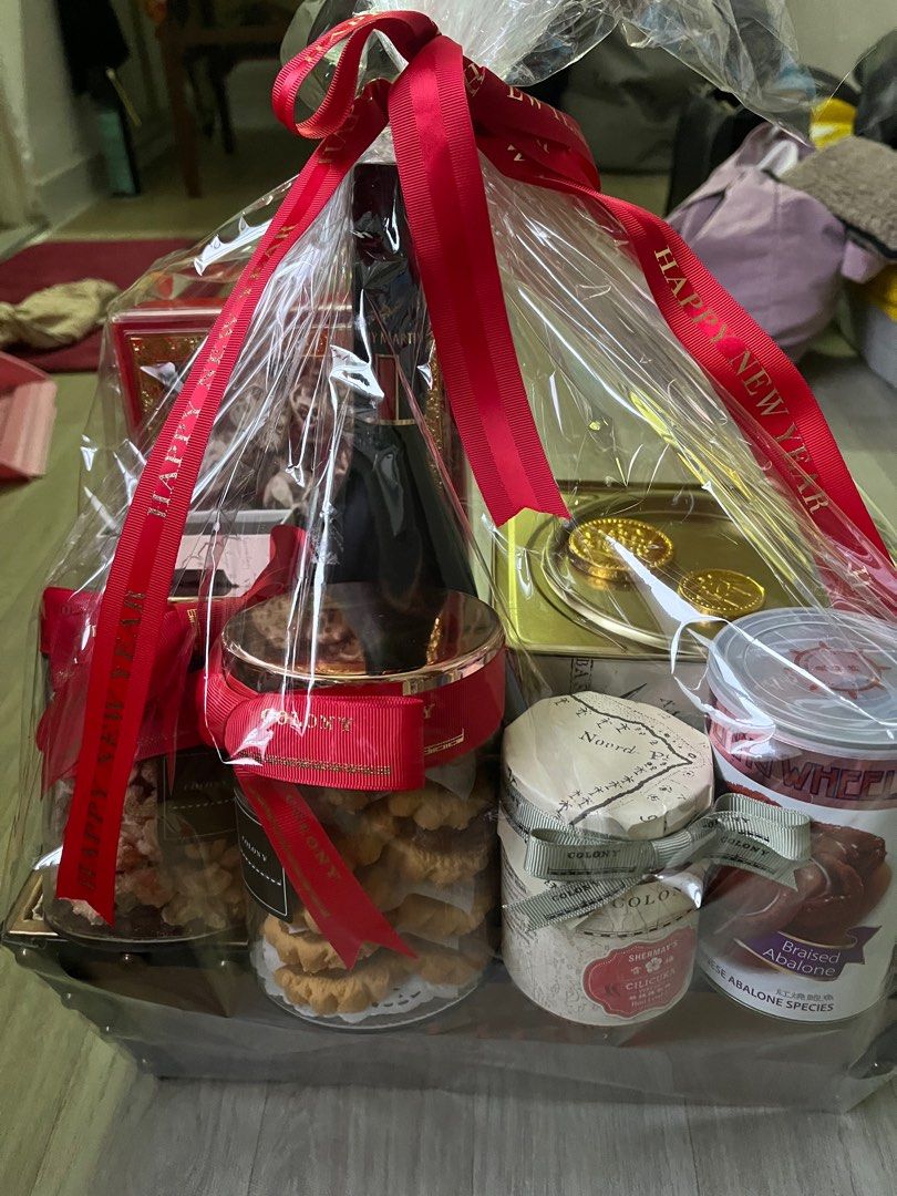 Colony Bakery Fortune CNY Hamper , Food & Drinks, Gift Baskets