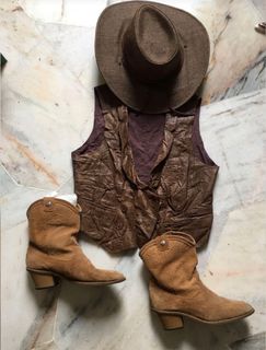 (Category: ) located in . Submitted by thriftysoul (Listing ID 1212781031, Image 1). Description: .