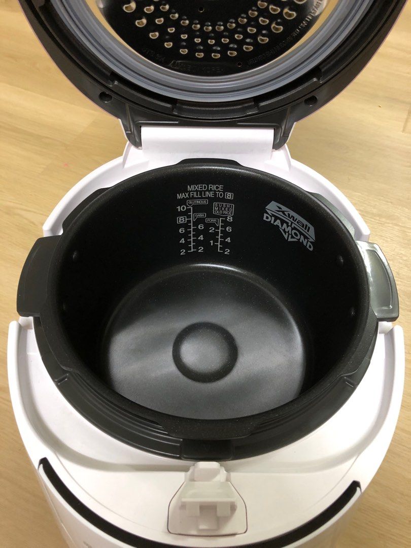 Cuckoo P10 Pressure Multi Cooker, TV & Home Appliances, Kitchen