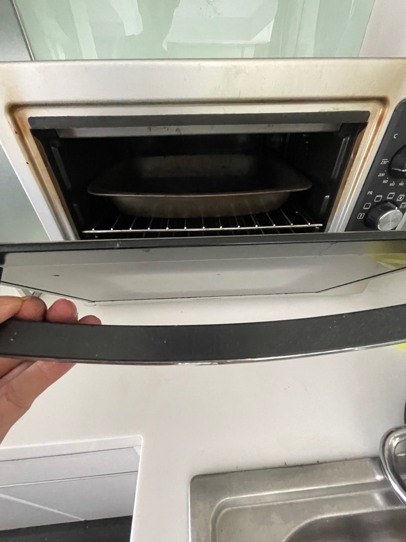 De Longhi 40L Oven for Baking Cooking, TV & Home Appliances, Kitchen