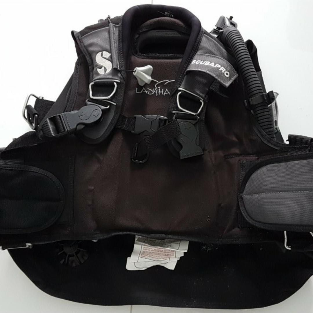 Scubapro on sale ladyhawk bcd