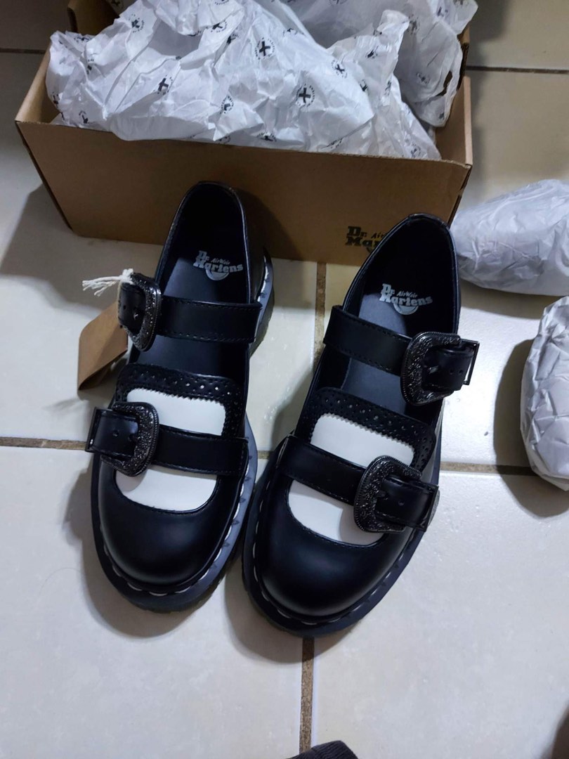 mukai dr martens