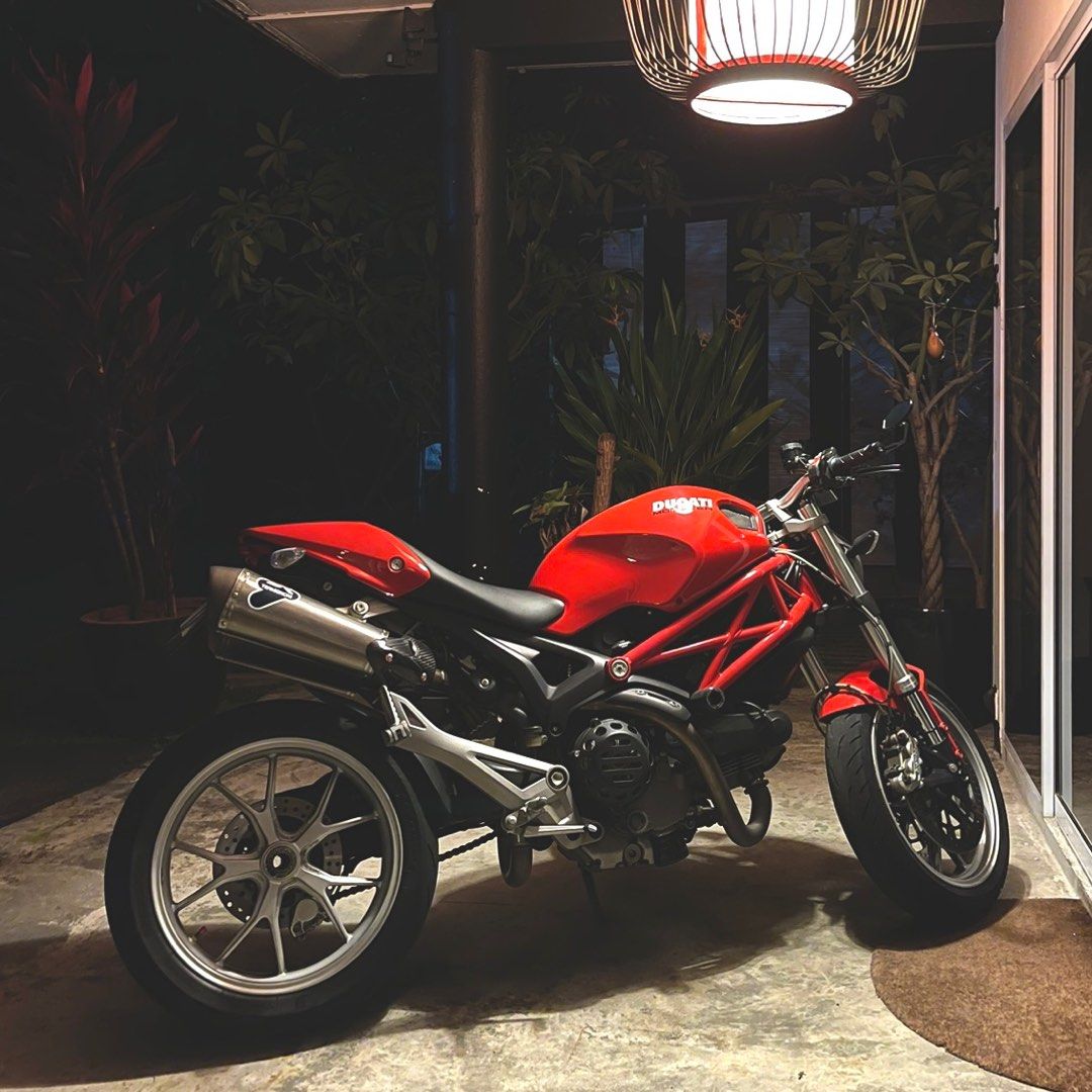 Ducati monster 1100 hotsell for sale