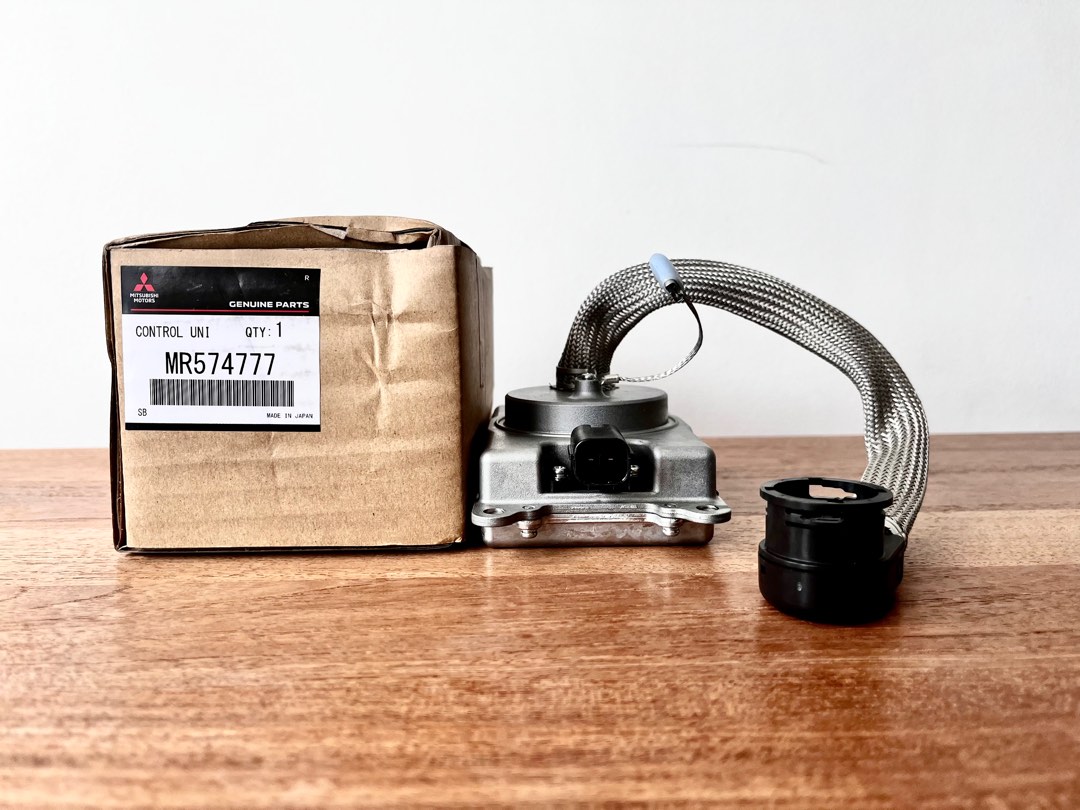 Evo 9 HID Headlamp Ballast & Igniter, Car Accessories, Electronics