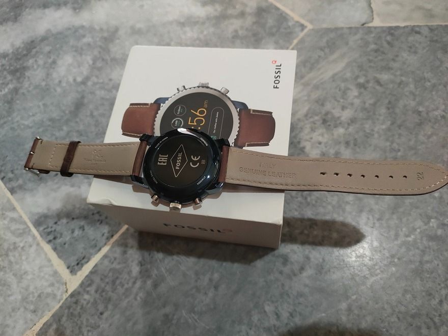 FOSSIL SMART WATCH FTW4004 IN ORI CONDITION LIKE NEW Men s