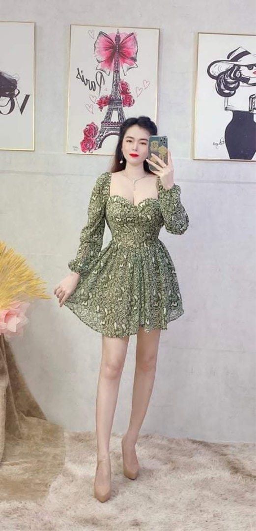 Green Backless Fairy Dress (Category: Dresses) located in Paranaque City. Submitted by teamjasny (Listing ID 1212809277, Image 3). Description: FAIRY DRESS ❤️ Backless ❤️ All available in small and medium size . Handpicked fabric and guaranteed high quality. Madami binebenta na fairy dresses na matigas ang tela, My dresses are not. Bagsak ang tela at makapal. Available colors: Red Green Pink Black Size: Small 22-26" Medium 27-30" Price 1,350 + sh
