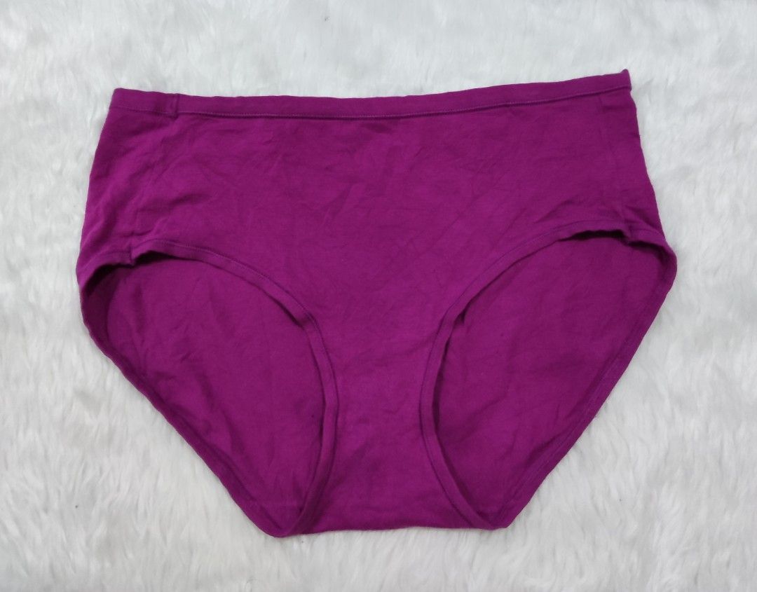 Hanes underwear xl, Women's Fashion, Activewear on Carousell