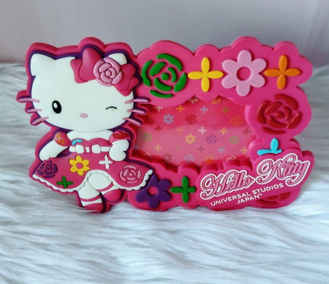 Hello Kitty Deep Frame Hello kitty USJ frame, Furniture & Home Living, Home Decor, Frames ...