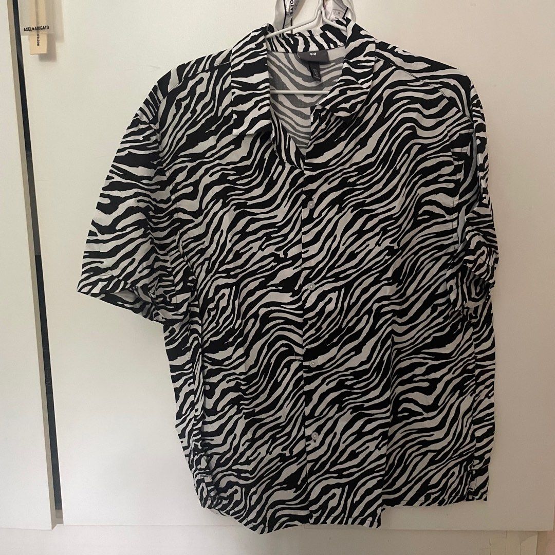 H&m deals zebra shirt
