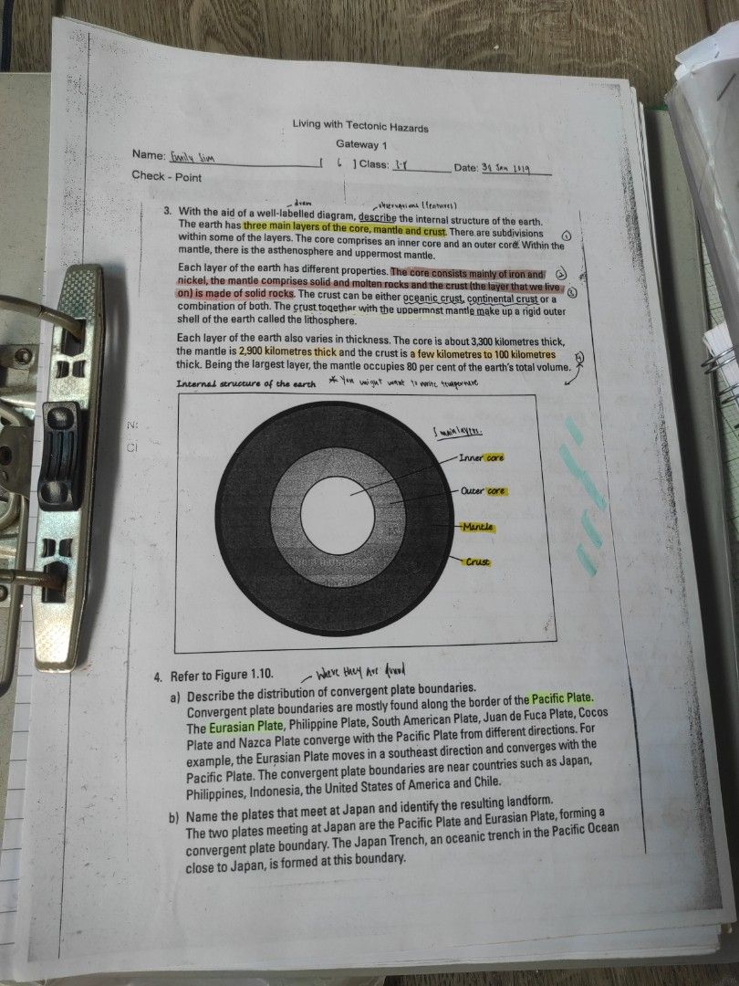 Humanities notes (Category: Textbooks) located in Singapore. Submitted by aisyahxaviera4 (Listing ID 1212648945, Image 1). Description: getting rid of notes. additional dollar for meet up.