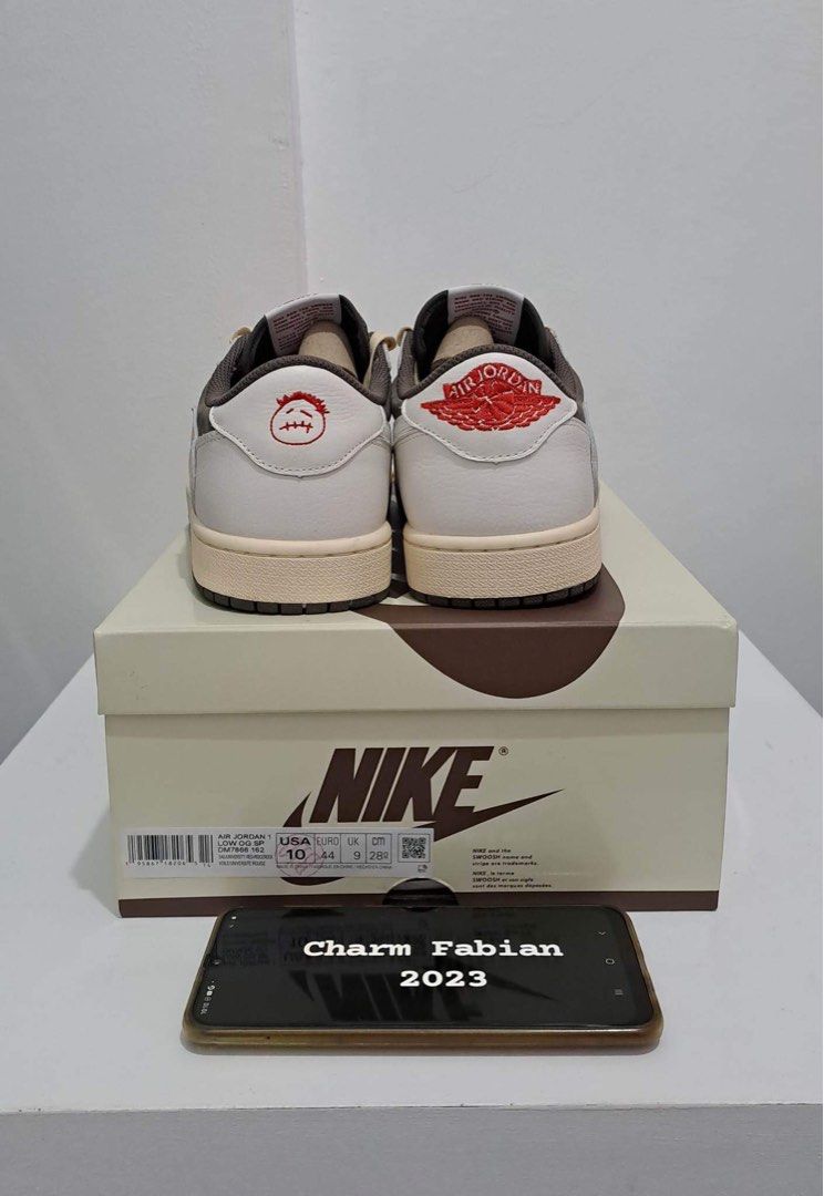 air jordan 1 travis scott foot locker