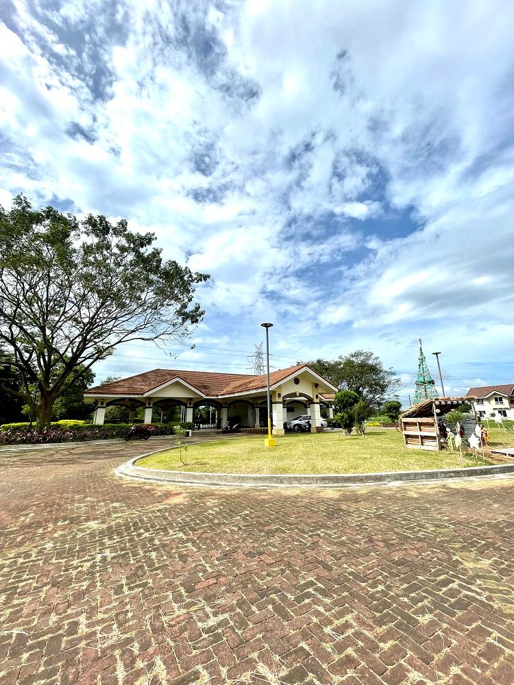 JRS FOR SALE 112 sqm Residential Lot in San Antonio Heights