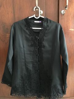Kebaya Hitam Nayla