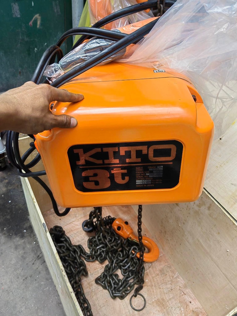KITO Electric Chain Hoist (3 Tons), Commercial & Industrial, Industrial