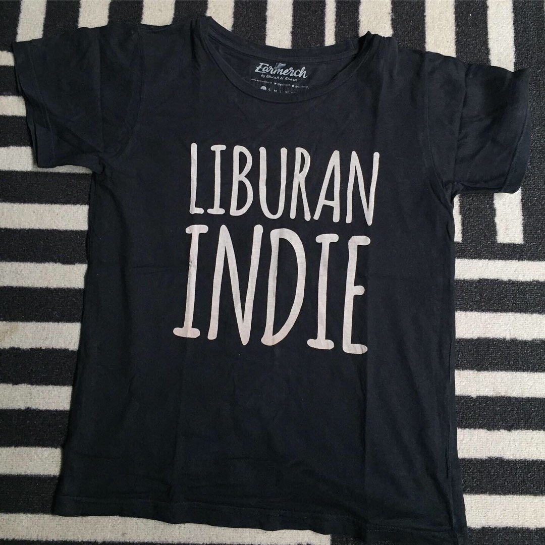 LIBURAN INDIE ( Size Xs ) Official Merch ENDAH N RESHA, Musik & Media