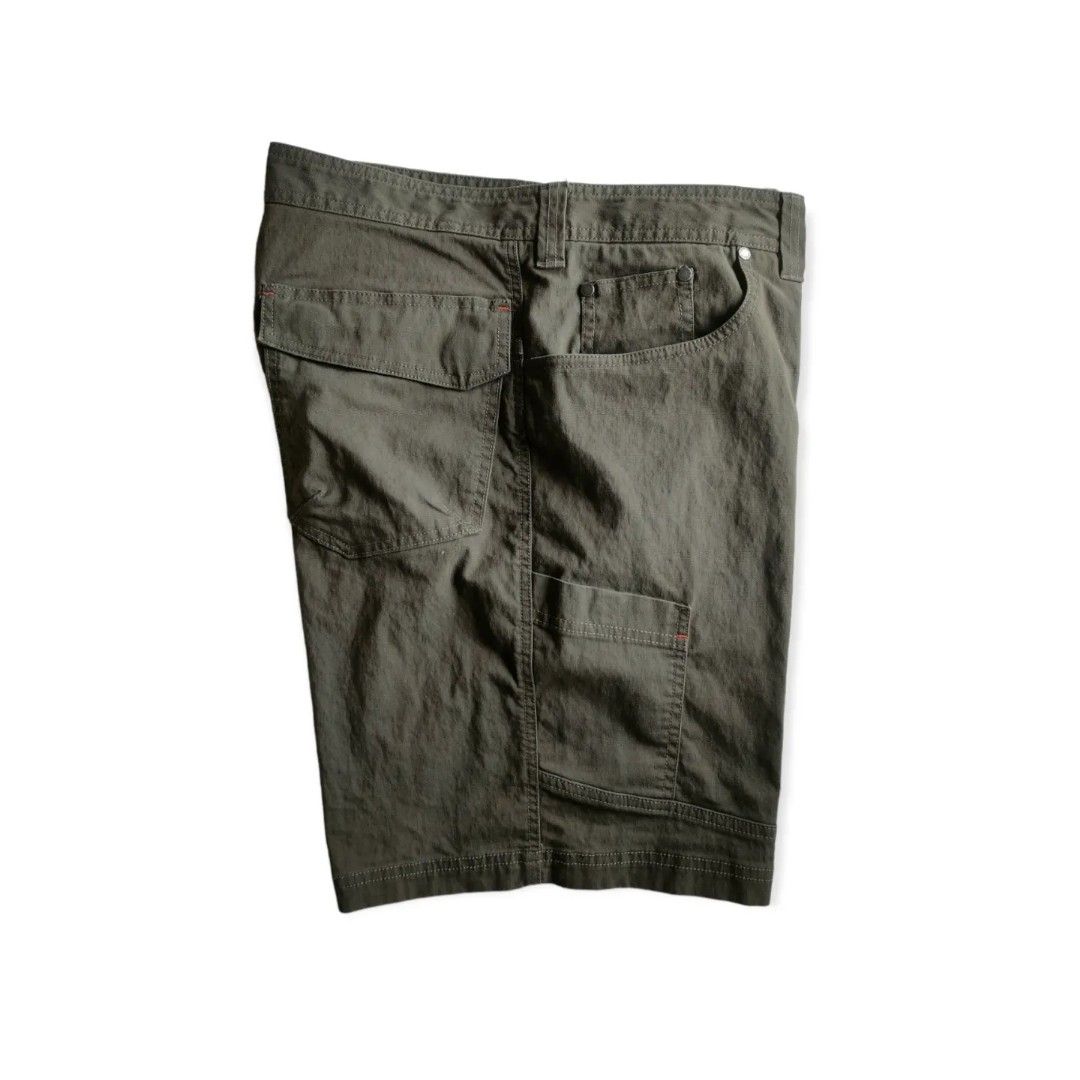 LL Bean Cargo Pants Short Vintage Vtg, Men's Fashion, Bottoms, Trousers on Carousell