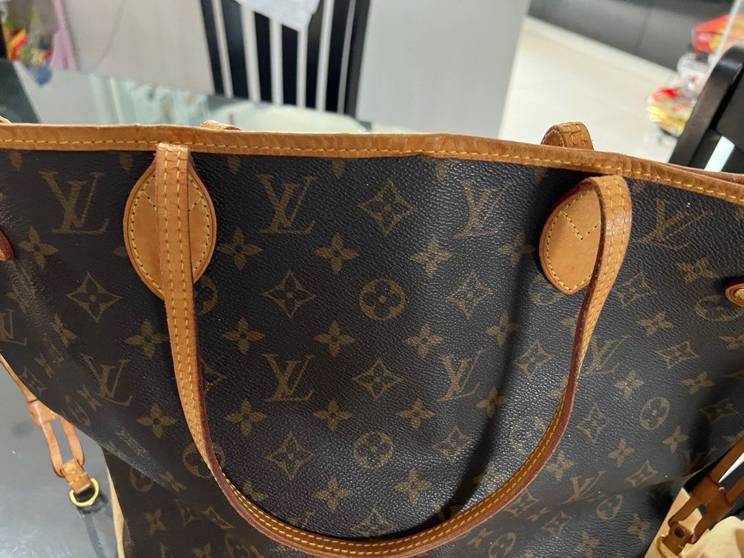 Louis Vuitton Neverfull MM with Pouch, Empreinte Leather Black and Hot  Pink, New in Dustbag - Julia Rose Boston