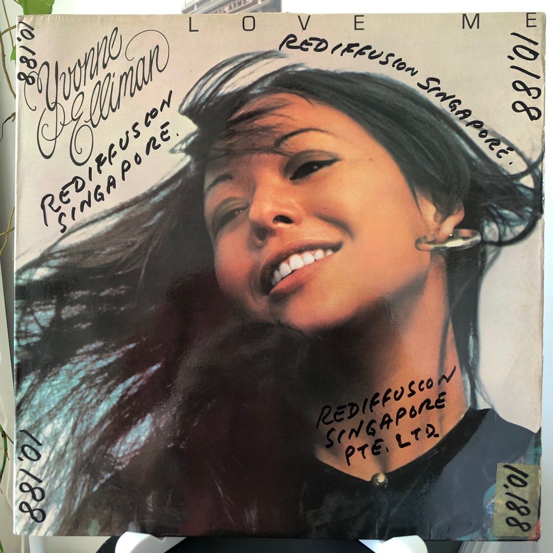 (LP) Yvonne Elliman -Love Me 1977 vinyl, Hobbies & Toys, Music & Media
