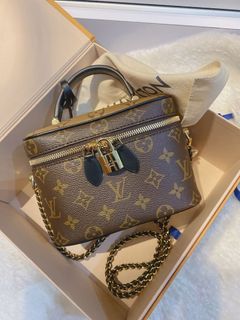 Authentic LV paper bag (Large size) - Bags & Wallets for sale in  Setiawangsa, Kuala Lumpur