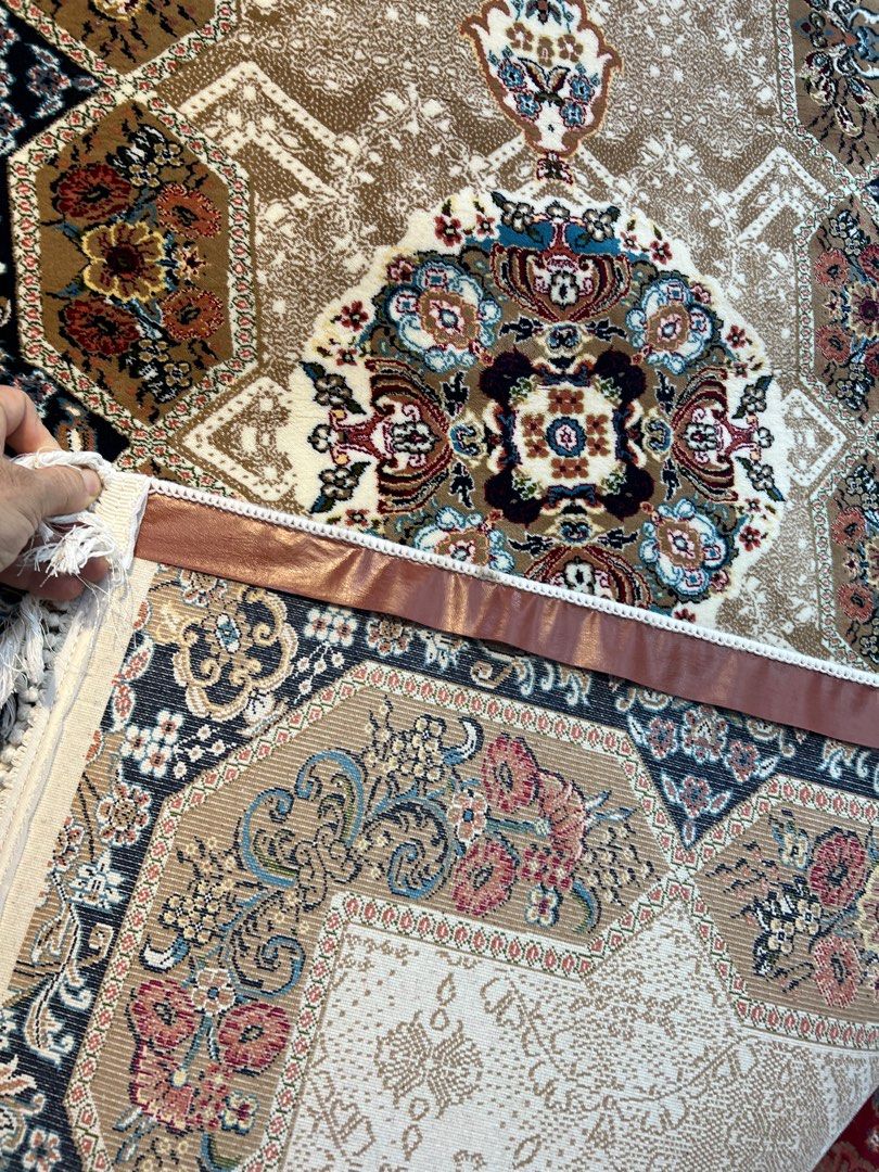 Machine made carpet 700 knots, Furniture & Home Living, Furniture