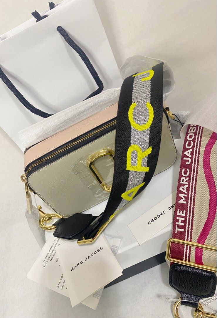 Marc jacobs snapshot bag hot sale strap sale