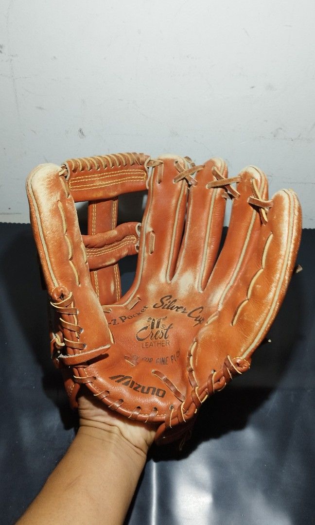 Mizuno lite clearance flex baseball glove