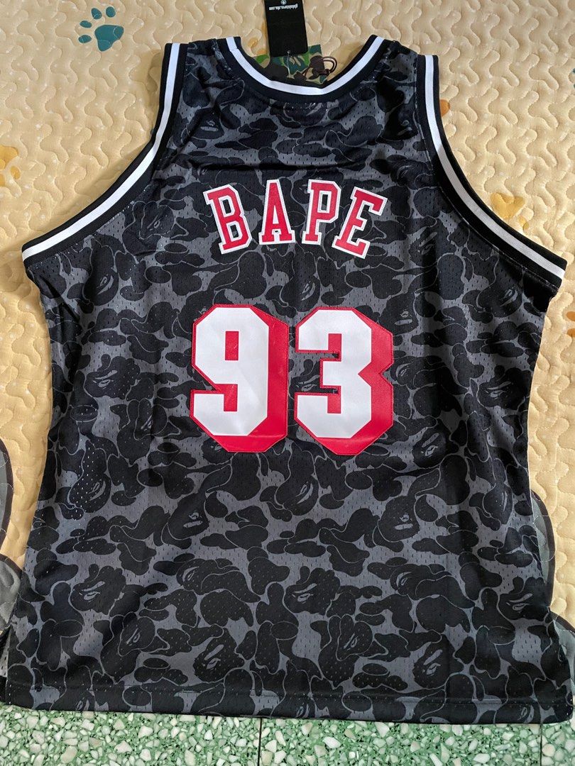 NBA Mitchell & Ness X BAPE MIAMI HEAT swingman jersey, 男裝, 運動