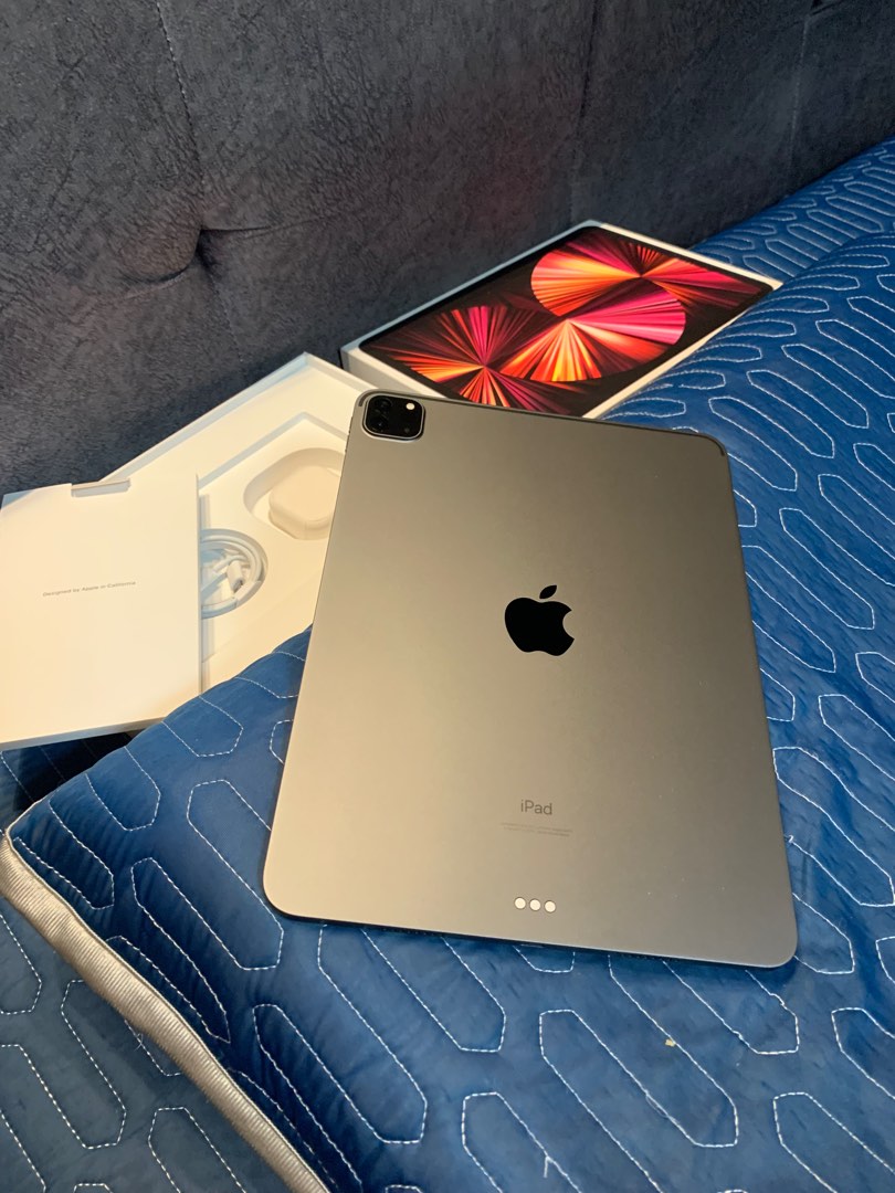 NEW iPad Pro 11 3rd Gen 128GB Wifi Space Grey, Mobile Phones & Gadgets