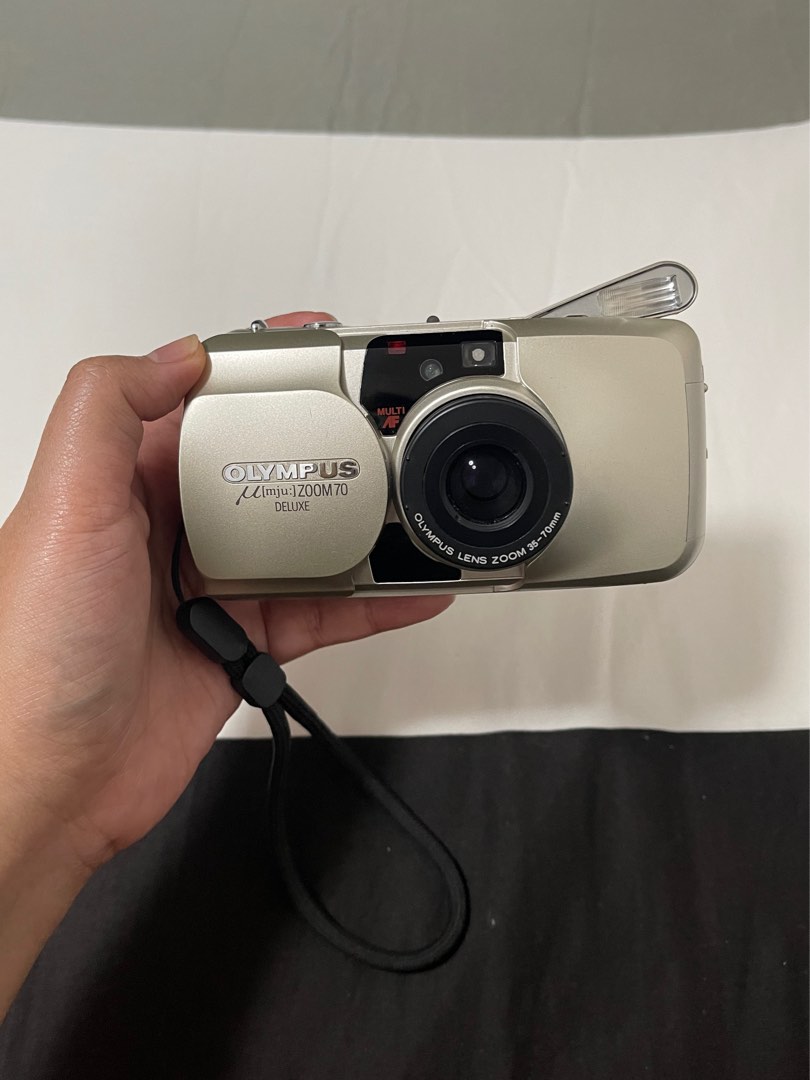 OLYMPUS MJU ZOOM 70 DELUXE + PORTRA 400 35MM FILM, Photography, Cameras