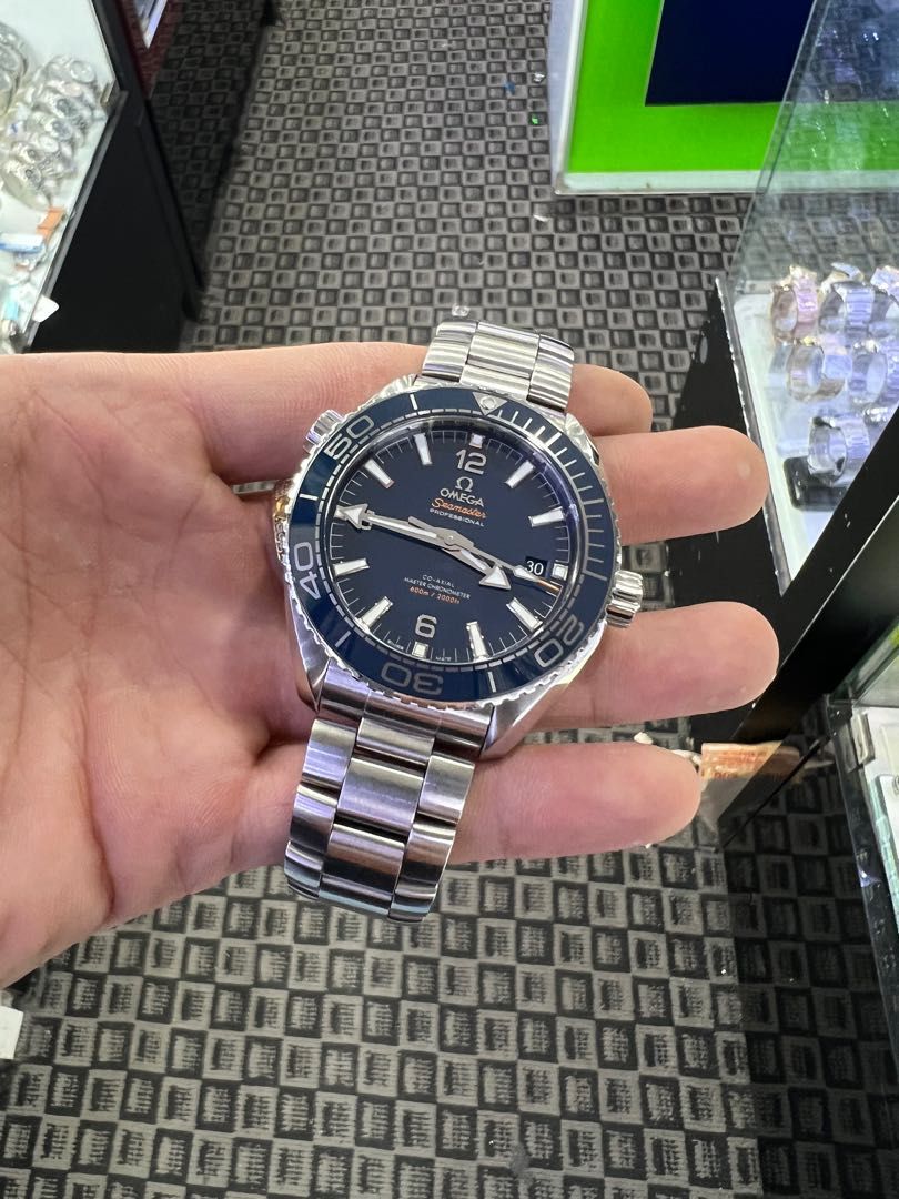 Calibre 8900 sales