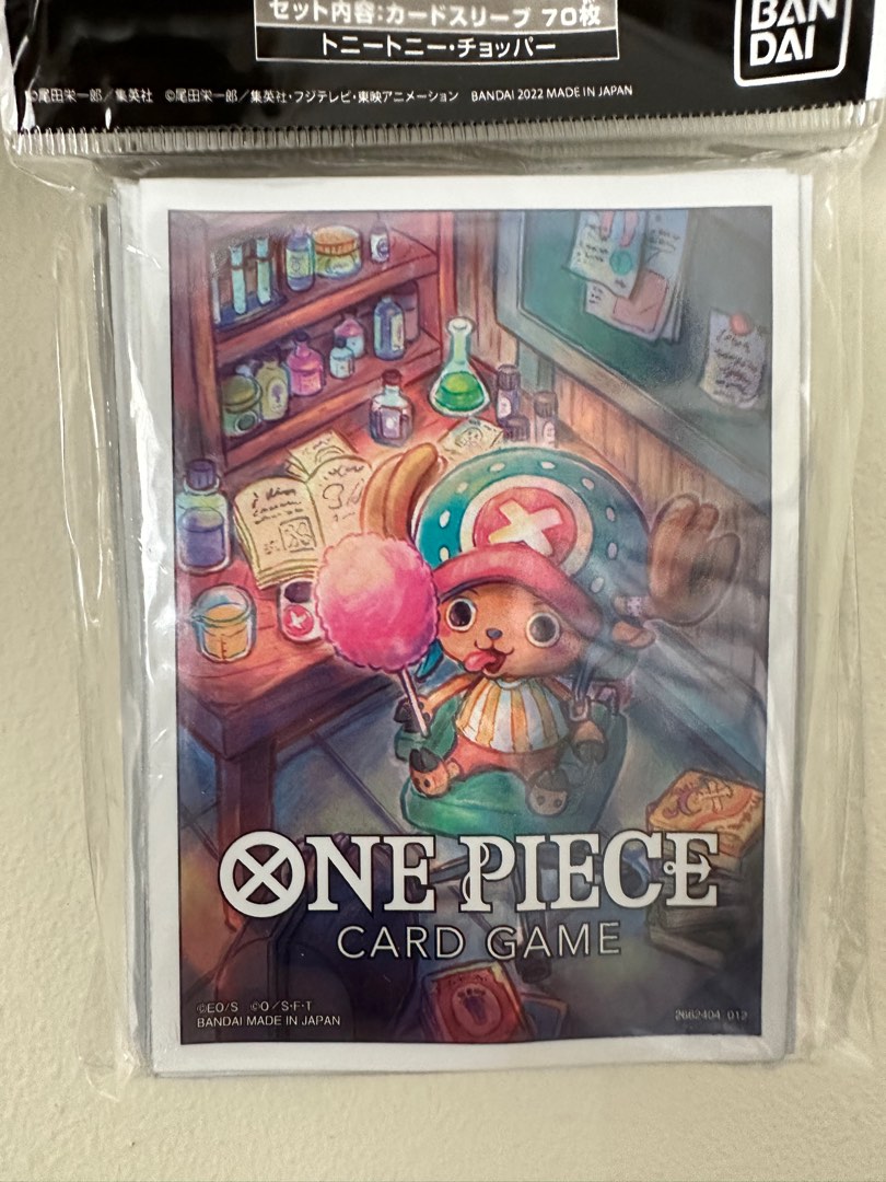 One piece TCG Chopper sleeve(left 2), Hobbies & Toys, Toys & Games on