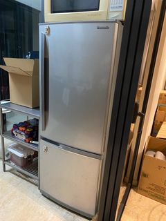 (Category: ) located in . Submitted by j.ef.preloved (Listing ID 1212754937, Image 1). Description: .