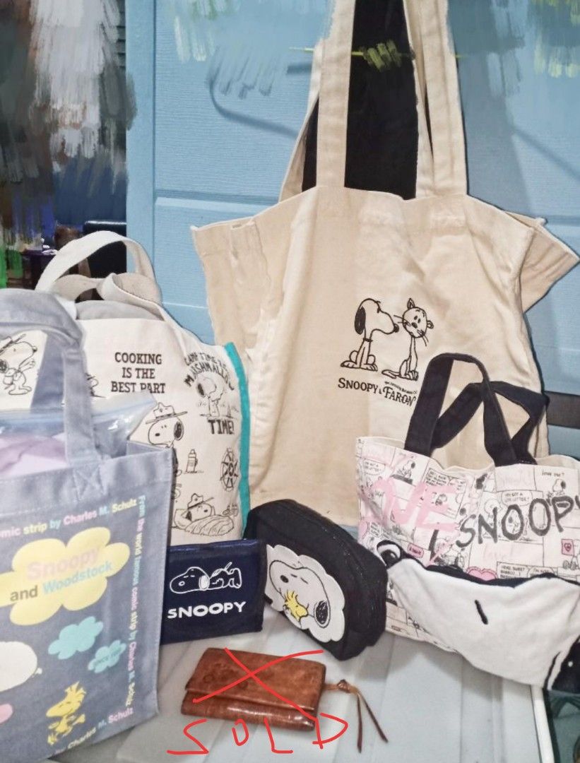 Peanuts Collections (snoopy) assorted, Women's Fashion, Bags & Wallets ...