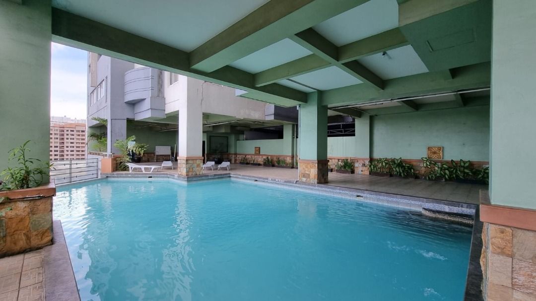 Rush Sale 2 Bedroom Loft Victoria Towers Timog Avenue Quezon City