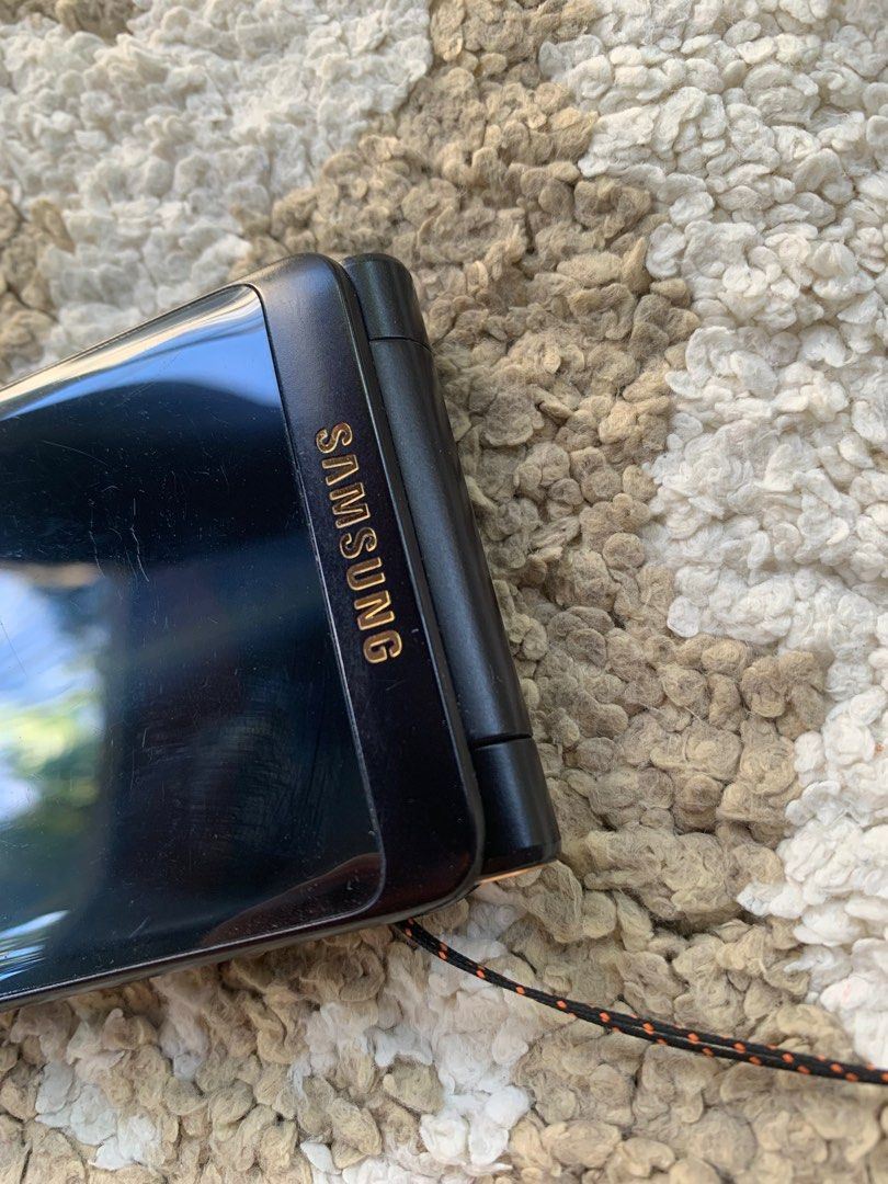 Samsung folder 2 black, Mobile Phones & Gadgets, Mobile Phones, Early ...