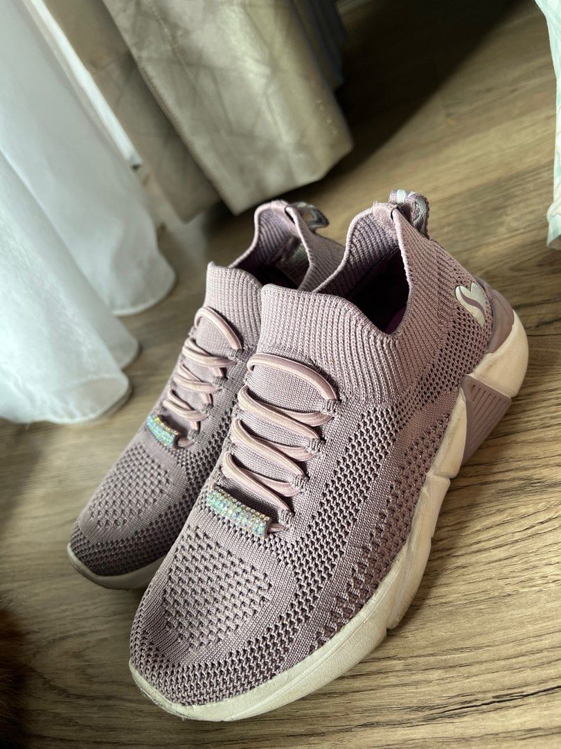 Skechers memory foam best sale kids