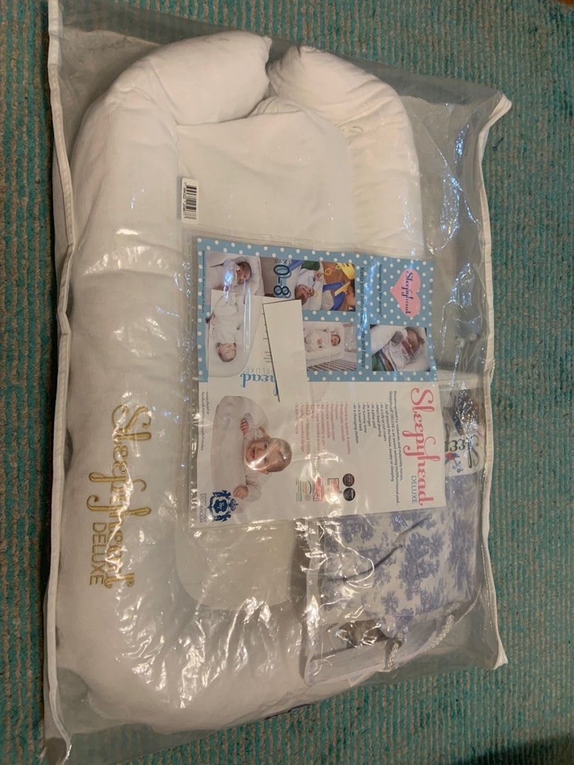 Sleepyhead Deluxe with Second Cover, Babies & Kids, Baby Nursery & Kids