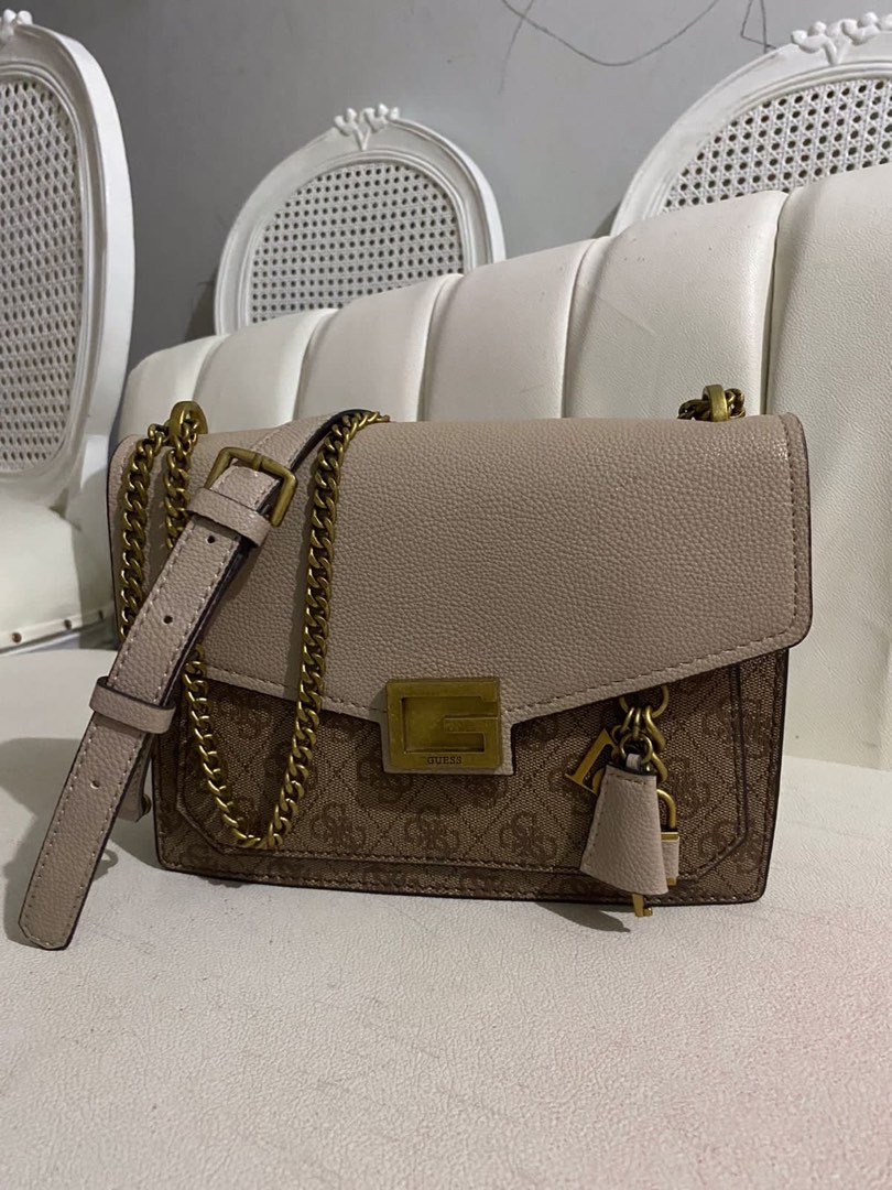 Tas Guess Bag Valy Convertible Xbody Flap, Women's Fashion, Women's
