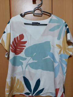 TCL Coast Ville Top