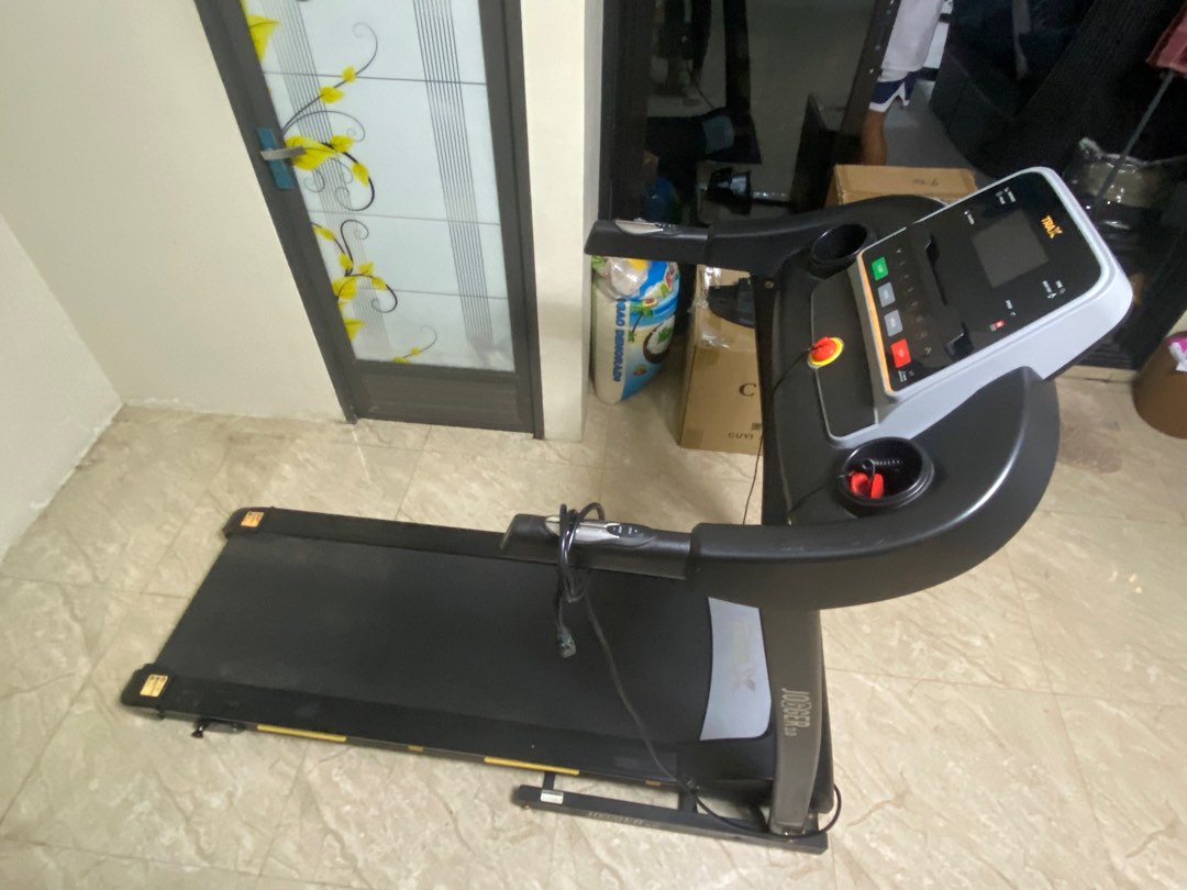 TRAX TREADMILL JOGGER 2.0, Sports Equipment, Exercise & Fitness, Cardio