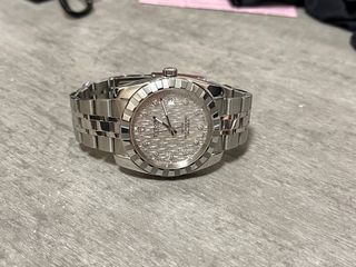 (Category: ) located in . Submitted by watch2time (Listing ID 1212782302, Image 1). Description: .