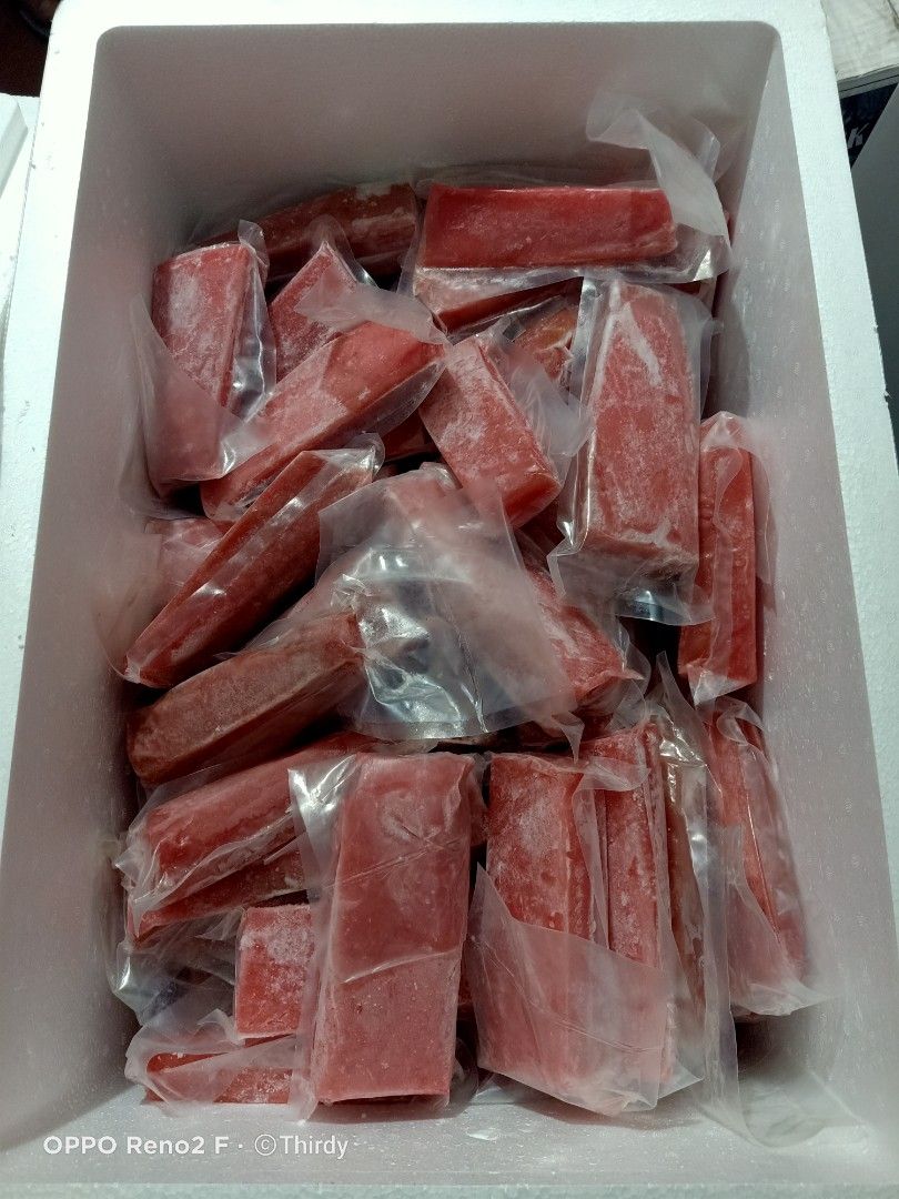 TUNA SAKU BAR, Food & Drinks, Chilled & Frozen Food on Carousell